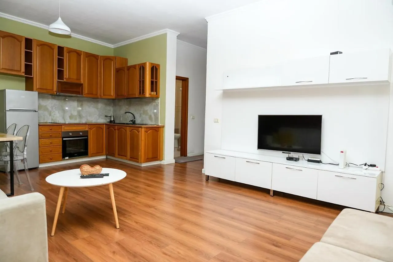 Cozy Apartment In The Heart Of Tirana ! 0*,