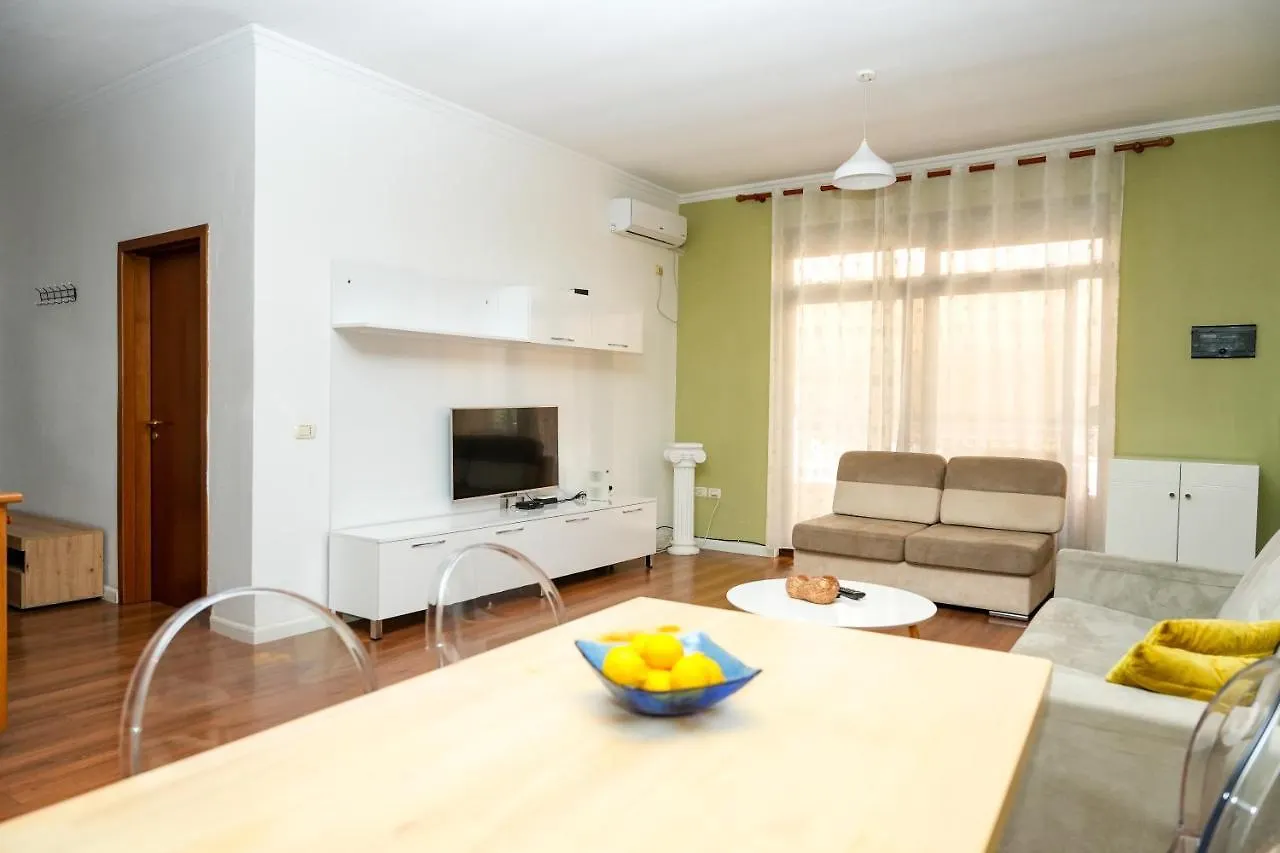 Cozy Apartment In The Heart Of Tirana ! contacts